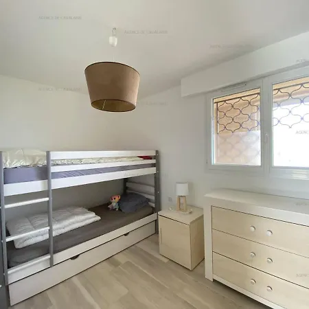 Rénové En Front De Avec Terrasse. - Fr-1-100-295 Appartement Cavalaire-sur-Mer