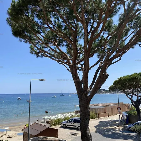 Renove En Front De Avec Terrasse. - Fr-1-100-295 Cavalaire-sur-Mer